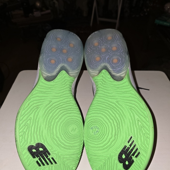 NEW Balance TWO WXY v2 basketball sneakers in the "Black Green Blue" 10.5 Mens - Picture 8 of 12